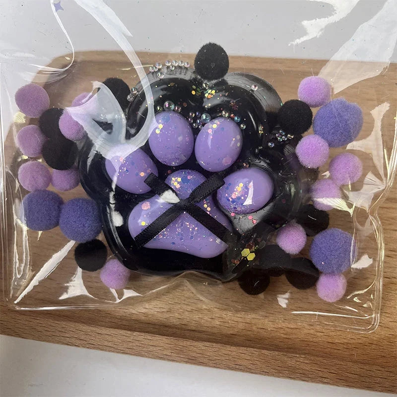Cat Paw Mochi Squishy – Ages 14+