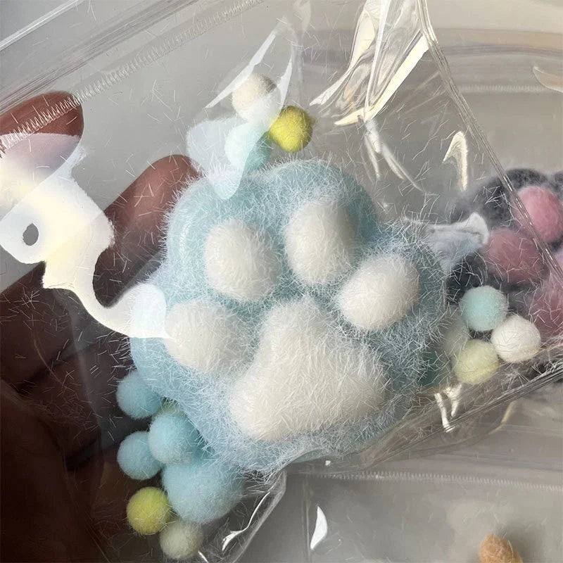 Cat Paw Mochi Squishy – Ages 14+