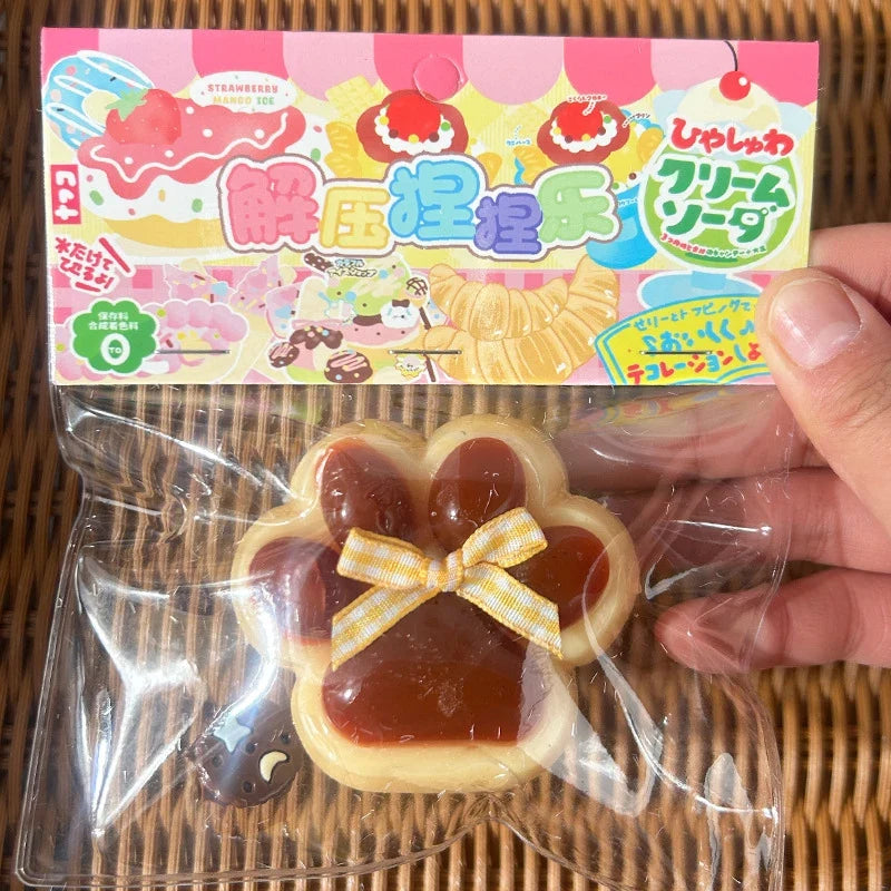 Cat Paw Mochi Squishy – Ages 14+