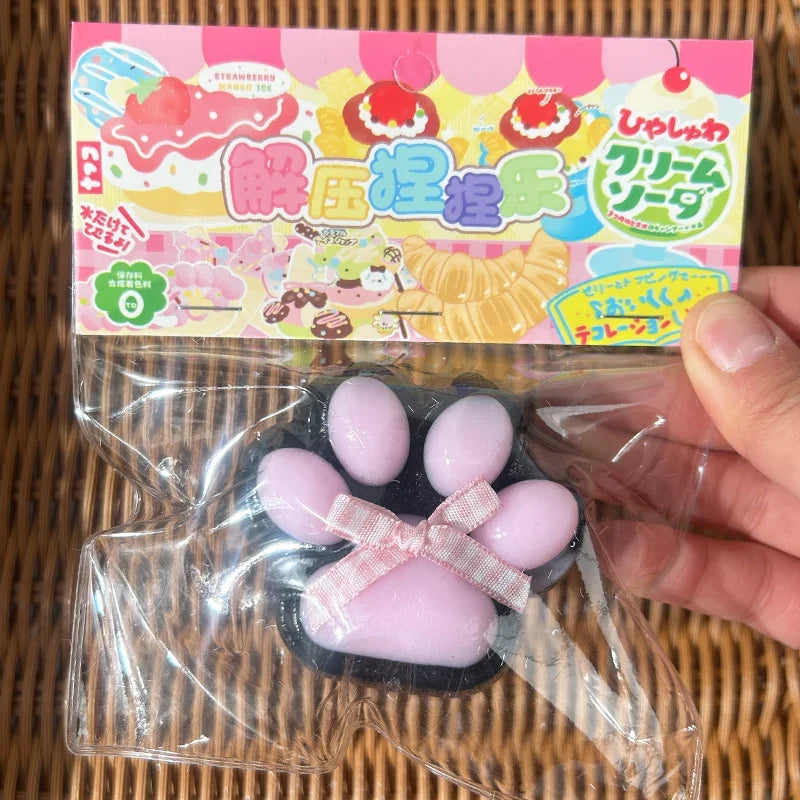 Cat Paw Mochi Squishy – Ages 14+