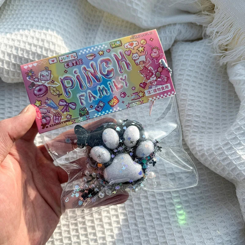 Cat Paw Mochi Squishy – Ages 14+