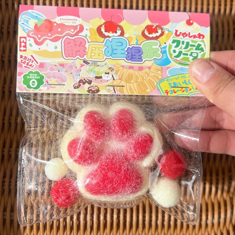 Cat Paw Mochi Squishy – Ages 14+